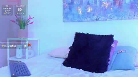   online show from April 4, 5:25 am