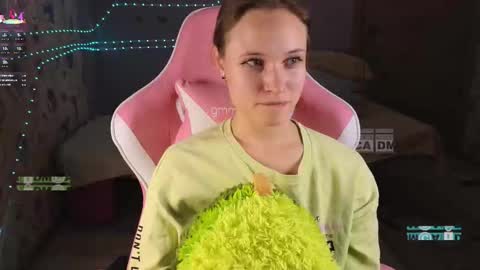 armurra online show from November 17, 2:52 pm