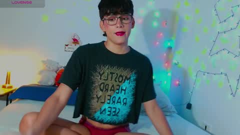 Arnold online show from December 20, 11:26 pm