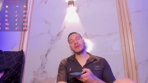 aron and molly online show from February 20, 12:07 pm