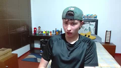 Aaron online show from March 5, 7:38 pm