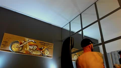 AronGrant online show from April 15, 8:50 am