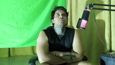 aronmiller online show from July 15, 2:06 am