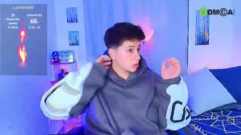 noah and ivy online show from October 31, 10:48 am