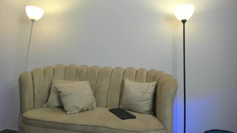   online show from September 27, 11:24 pm