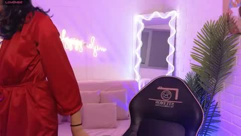 artemiss_tay online show from November 21, 7:45 pm