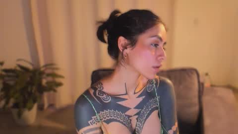 Linda  independent model artgeea online show from March 12, 11:19 pm