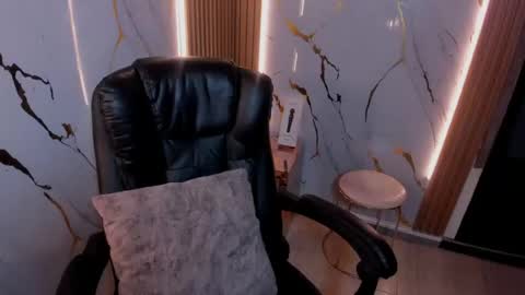 Arthemisa online show from August 6, 4:54 am