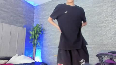 Snapshot of arthurcox_ chatting on October 19, 6:34 pm arthurcox_ online show from October 19, 6:34 pm