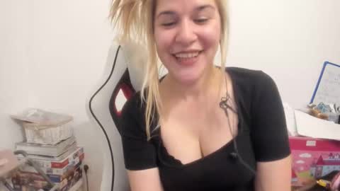 MIA online show from October 31, 9:48 pm