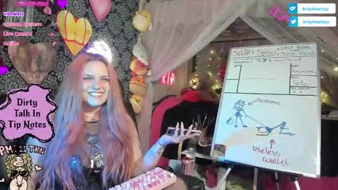 ArtsyHeartsyy online show from September 20, 12:57 am