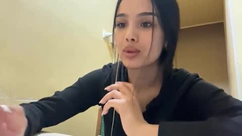 Amina online show from March 1, 8:13 pm