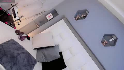 aryajanee online show from April 22, 6:09 am