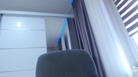 AryanAian1 online show from February 3, 12:36 pm