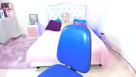 ashely_kataleya1 online show from September 22, 2:21 pm