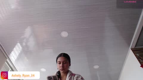 Snapshot of ashely_ryan24 chatting on February 15, 4:56 pm Ashley And Ryan  online show from February 15, 4:56 pm