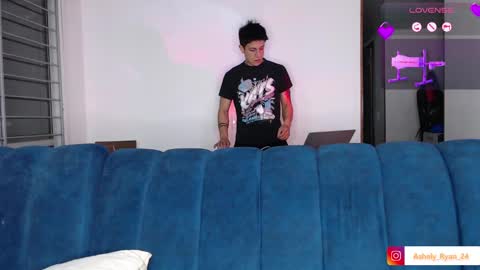 Snapshot of ashely_ryan24 chatting on September 15, 12:01 am Ashley And Ryan  online show from September 15, 12:01 am
