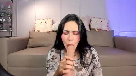   online show from July 28, 4:39 pm