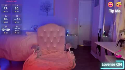 Ashley online show from March 29, 2:13 am