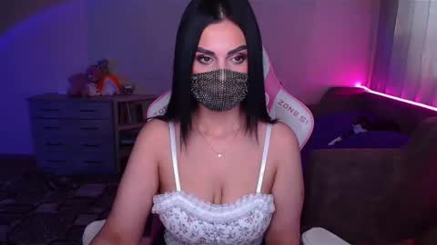 Snapshot of ashley__cooper__ chatting on March 3, 3:52 am   Yasmina   online show from March 3, 3:52 am