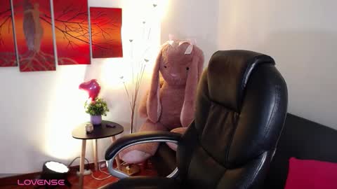 ashley_amoret94 online show from September 24, 1:56 am