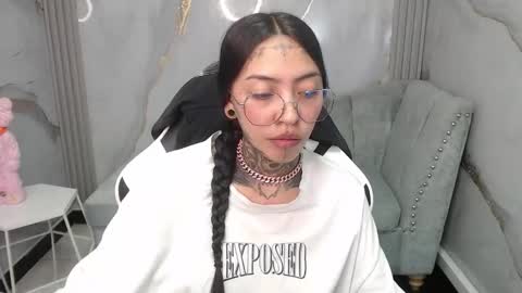 ashley_blum_v online show from November 12, 10:01 pm