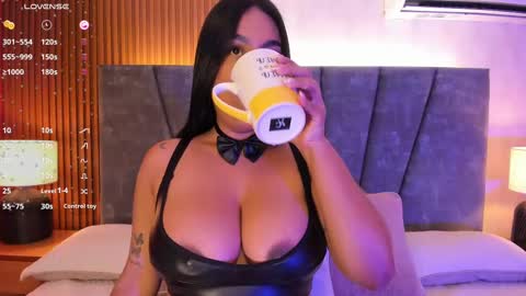 Sara Smith online show from September 18, 7:18 pm