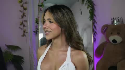 ashley_winhouse online show from April 30, 2:55 pm