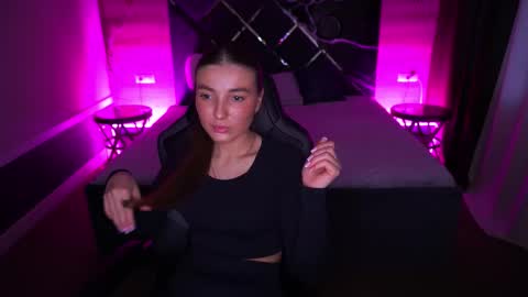 ashleybaee online show from November 12, 2:08 pm