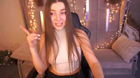 ashleybaee online show from February 26, 2:09 pm