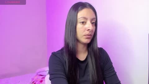 Snapshot of ashleybazan1 chatting on September 19, 8:23 pm Ashley online show from September 19, 8:23 pm