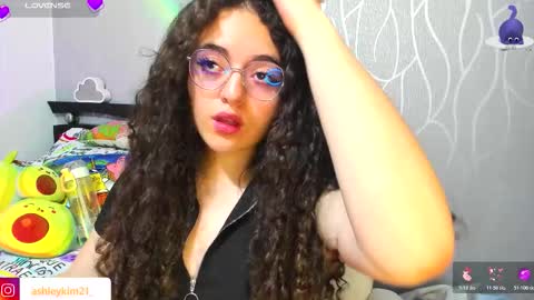 .. Ashley .. online show from November 15, 12:56 am