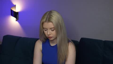 AshleyNiko online show from December 4, 7:13 pm