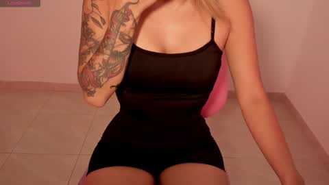 dahiana online show from November 20, 7:11 pm