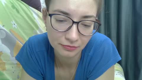 Ashley online show from February 28, 9:15 am