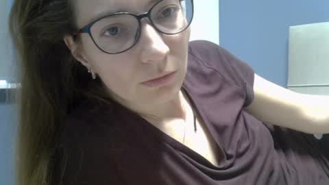 Ashley online show from April 15, 12:30 pm