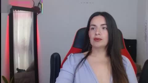 ASHLEY online show from March 5, 5:11 pm