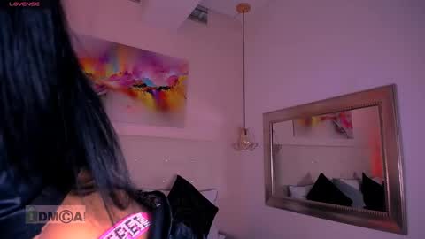 Snapshot of ashlie_dixon1 chatting on January 27, 9:00 pm Ashlie  online show from January 27, 9:00 pm
