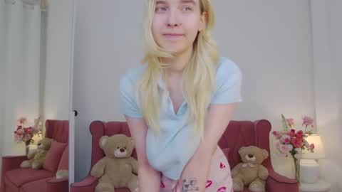 ashly_cherry online show from October 15, 11:44 am