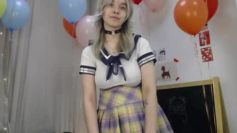 ashly_cherry online show from April 23, 1:13 pm