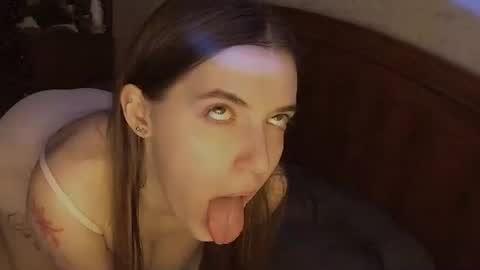 Snapshot of ashlynella chatting on October 20, 8:58 pm ashlynella online show from October 20, 8:58 pm