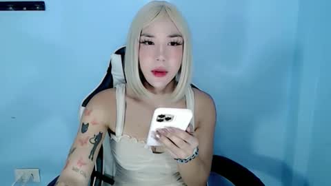 AMANDA online show from October 21, 3:00 am
