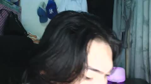 asian_babyboi online show from November 8, 11:08 pm