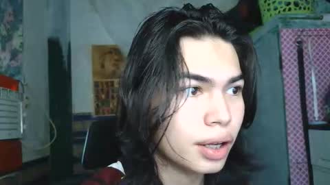 asian_babyboi online show from April 16, 5:07 am