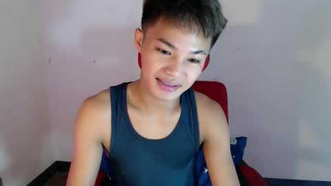 asian_lover05 online show from June 7, 5:18 pm
