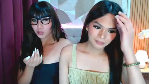 mooreen online show from April 25, 1:41 pm