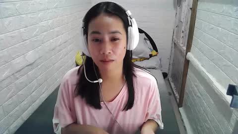 Snapshot of asian_sexydimples chatting on February 6, 4:14 pm Trixie online show from February 6, 4:14 pm