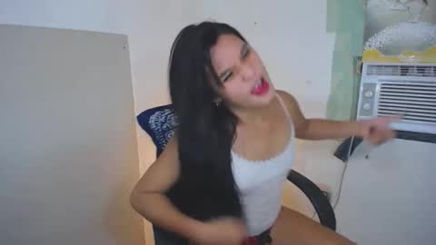 Yan online show from October 24, 8:31 pm