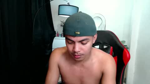 Fev online show from April 15, 11:38 pm