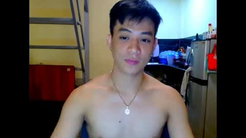asiandreamboyx online show from April 10, 4:51 am